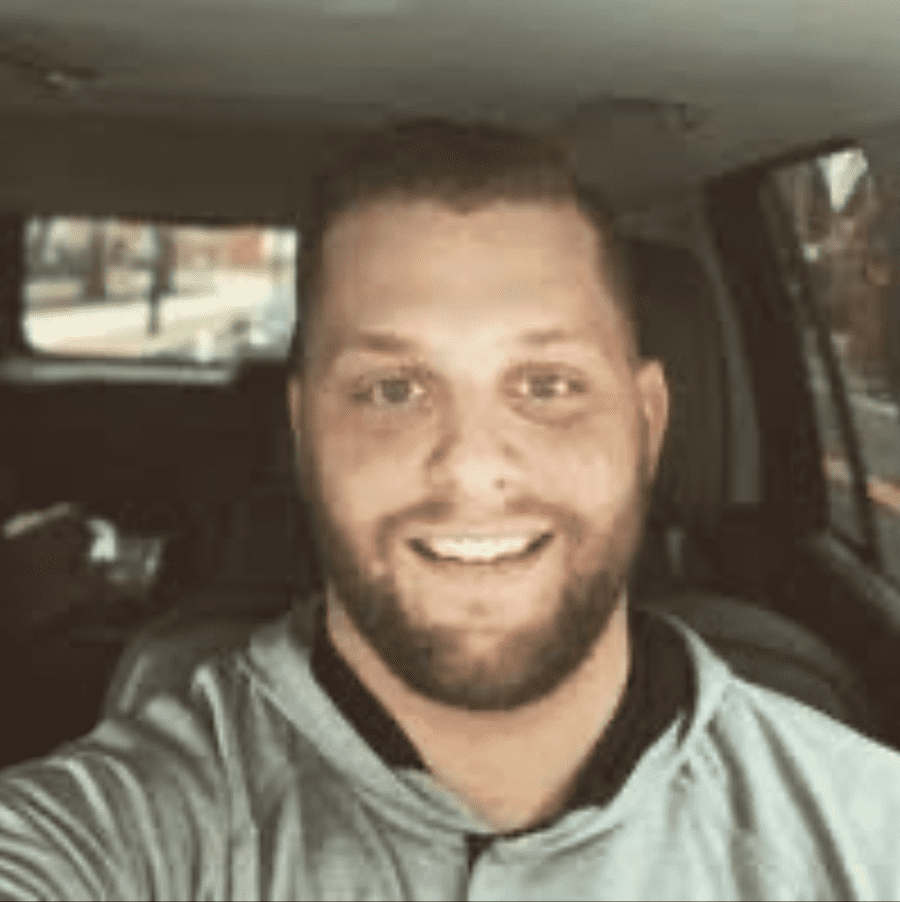 Daniel Frederickson's headshot